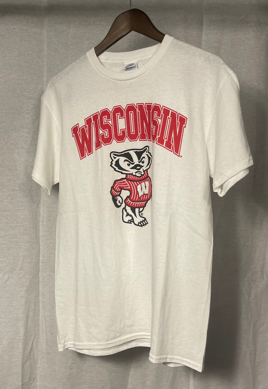 Wisconsin Badgers T-Shirt|Medium