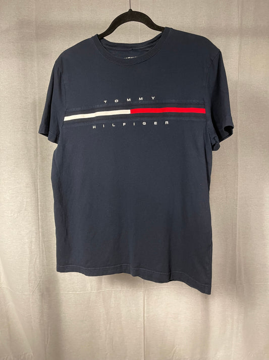 Tommy Hilfiger T-Shirt|Medium